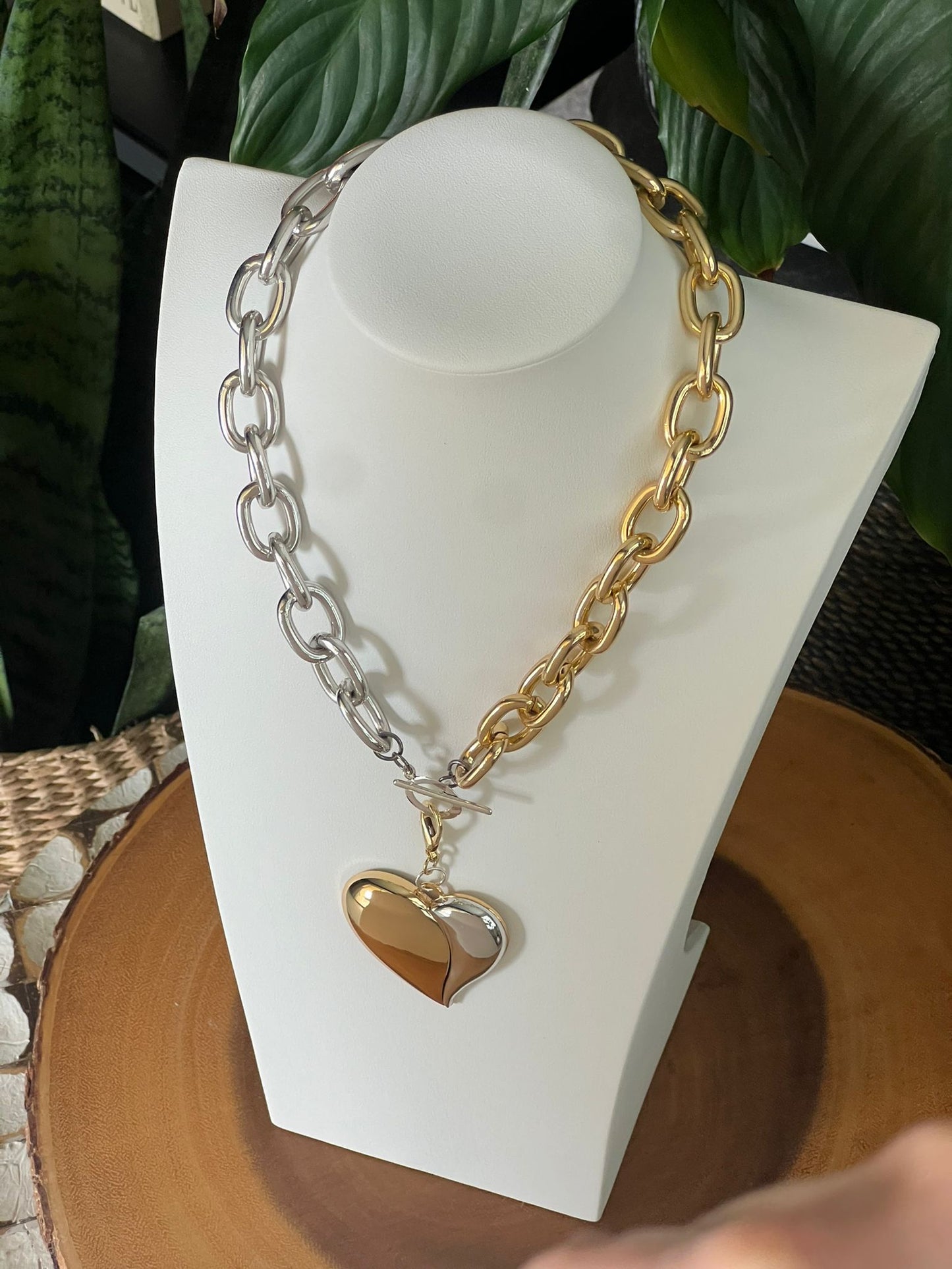 gold and silver heart necklace