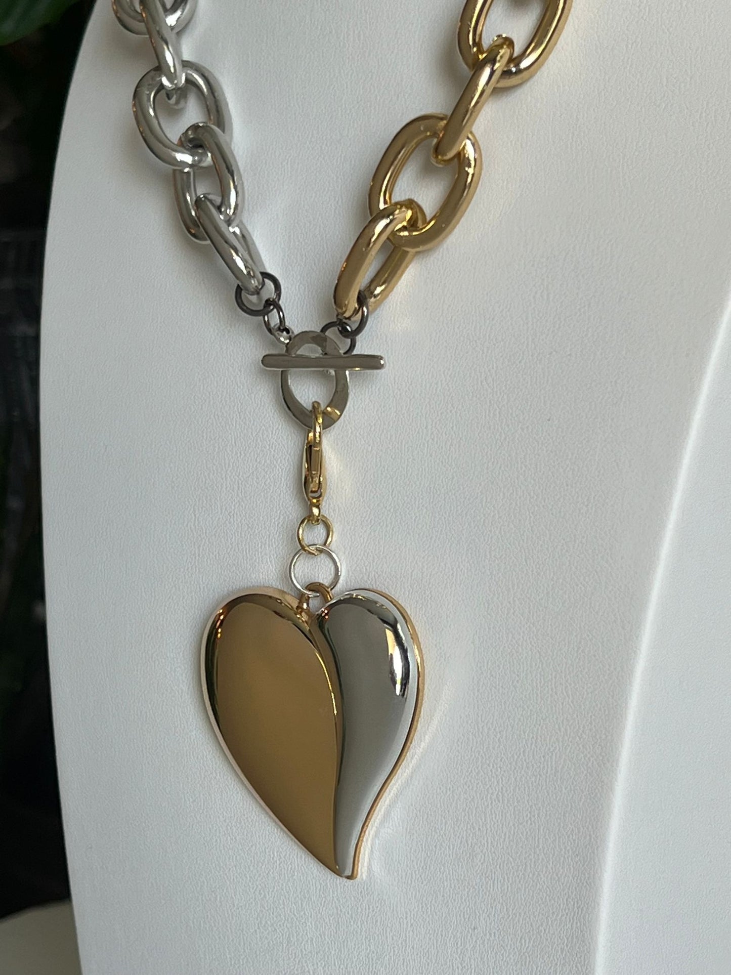 gold and silver heart necklace