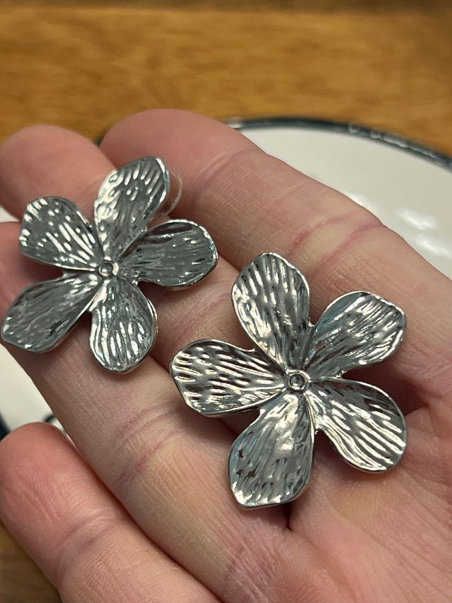 Metal Flower Studs